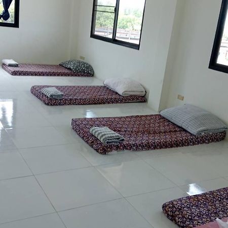 Dee Dee Mansion Airport Apartment Nai Yang Exterior photo